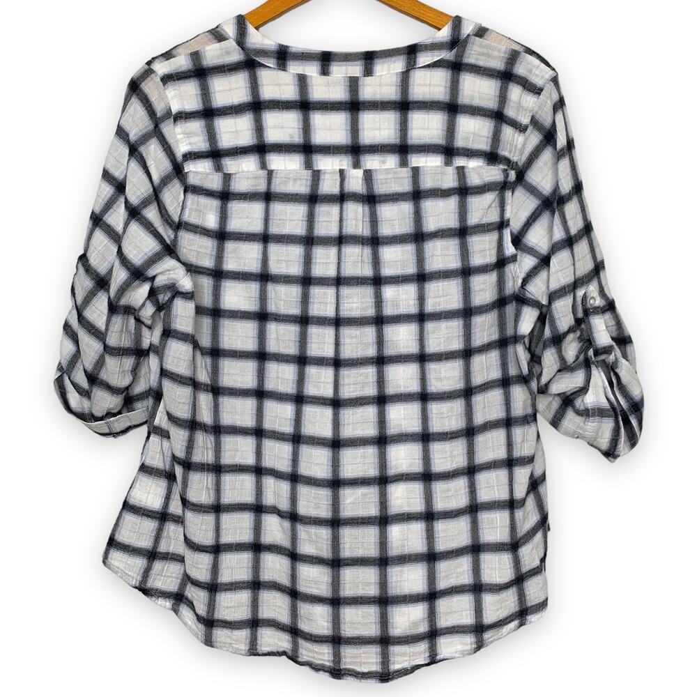3/$20 Torrid women's plus size white plaid Harper three quarter sleeve top 0X - Picture 2 of 9